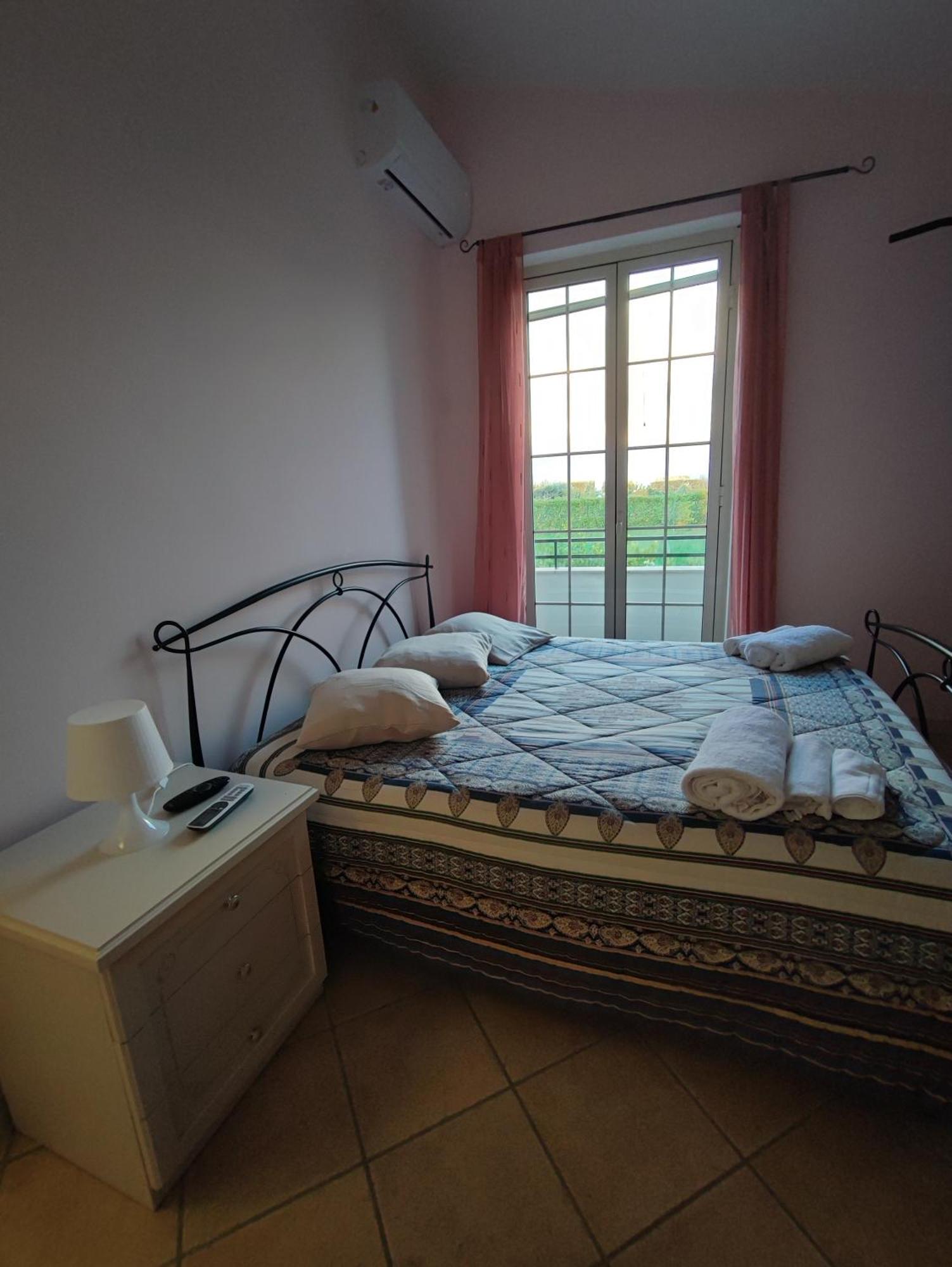 B&B Villa Antonella 피아차암머리나 외부 사진